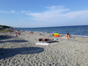 les pieds dans l'eau les Marines de Moriani 4 couchages